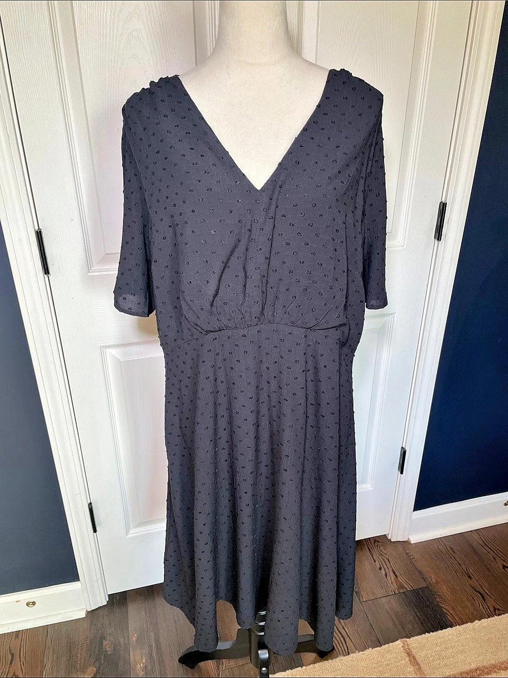 NWT LOFT Black Swiss Dot V-Neck Flutter Sleeve Midi Dress Size 14 Tall